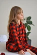 Теплая детская пижама (рубашка + штаны) Микрофлис Family look SNS 116-122 красная клетка 2510519 - изображение 2