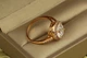 Кольцо Xuping Jewelry большой камень в кругу мелких фианитов р 16 золотистое - изображение 2