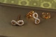 Серьги гвоздики Xuping Jewelry бесконечность 4 мм золотистые - изображение 1