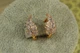 Серьги Xuping Jewelry Листик с камнями 1,5 см золотистые - изображение 1