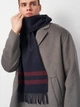 Шарф мужской GANT Merino Wool Striped Woven Scarf 9920228-433 One Size Синий (7325707754876) - изображение 2