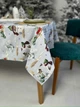 Скатерть водоотталкивающая новогодняя Delux Textil Снеговики и кормушки 140 х 110 см (367821) - изображение 6