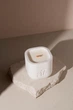 Парфюмированная свеча a7 candles 03 Santal & Vetiver Белая 300 g - изображение 3