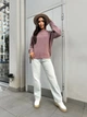 Женский классический свитер пудрового цвета 30186 One Size - изображение 1
