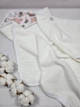 Детское полотенце-уголок 80х80 a.l.babybox Зайки на полянке Белое - изображение 3