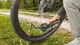 Автомобильный насос Bosch EasyPump аккумуляторный с французским клапаном, иглой для мяча, адаптером объема, USB-кабелем и текстильной сумкой (0603947000) - изображение 12