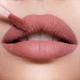 Рідка матова помада Charlotte Tilbury AIRBRUSH FLAWLESS LIP BLUR Pillow Talk 6.8 мл - зображення 4