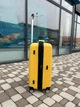 Чемодан Airtex 241 средний М желтый - изображение 5