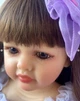 Кукла 55 см ручной работы большая виниловая Reborn Baby Doll с настоящими темными волосами и красивыми глазами - изображение 3