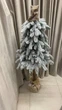 Искусственная елка класса люкс на пеньке HomeDecor заснеженная с шапочкой 120см - изображение 2