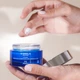 Регенеруючий та омолоджуючий крем проти зморшок та ознак старіння Sisbela Reafirm Cream Revitaliza & Reestructura Deliplus 50 ml - зображення 3