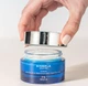 Регенеруючий та омолоджуючий крем проти зморшок та ознак старіння Sisbela Reafirm Cream Revitaliza & Reestructura Deliplus 50 ml - зображення 5