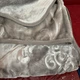М'який акриловий плюшевий плед покривало Colorful Home 210х230 Євро Сірий - зображення 4