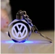 Брелок автомобильный на ключи GF с логотипом Volkswagen с подсветкой (23232412) - изображение 1