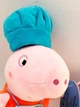 Плюшевая игрушка Свинка Пеппа Повар в колпаке и переднике 20 см Peppa из семьи Пеппа Голограмма в коробке Розовая - изображение 11