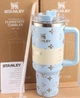Термос термокружка Stanley Quencher H2.0 Tumbler из нержавеющей стали 1,18 л Sky Blue Monogram KT6007841 - изображение 1