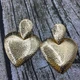 Сережки женские бижутерия "Сердца" рельефные jeweston золотого цвета - изображение 5