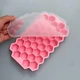 Форма силиконовая Соты для льда Розовая с мягкой силиконовой крышкой ВР602 - изображение 3