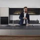 Cмеситель для кухни с выдвижной лейкой HANSGROHE Aquno Select M81 сатин металл 73836800 - изображение 5