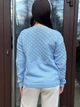 Базовий жіночий светр блакитного кольору 31734 One Size - зображення 4