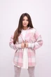 Рубашка женская Kraya оверсайз One size S-M в клеточку розовая - изображение 5