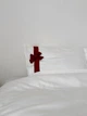 Комплект постільної білизни DreamCraftedBedding «Бантик» Молочний з червоним бантиком Півтораспальний 150x215 Сатин - зображення 6