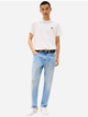 Футболка бавовняна чоловіча Tommy Jeans DM0DM20322-YBL S Біла (8720638647881) - зображення 3