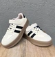 Дитячі кросівки для хлопчиків Apawwa beige-black 30 р, бежеві - зображення 1