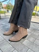 Жіночі черевики ковбойки ShoesBand Колір капучино натуральна замша на підборах 39 (25,5 см) (S36021-1д) - зображення 2