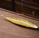Металева підставка - тримач для ароматичних паличок / аромапаличок Leaf курильниця для пахощів і ароматерапії у формі листя, золотиста (98205285) - зображення 1