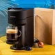 Капсульная кофеварка Nespresso Vertuo Next ENV120.BM Matt Black Чёрная матовая и дегустационный набор 12 кофе (капсул) - изображение 2