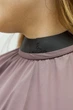 Пеньюар парикмахерский Aleks-style Neck с резиновой горловиной 140*150 из плащевки мокко - изображение 3