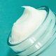 Оновлюючий крем для шкіри навколо очей з ефектом реактивації Amway Artistry Skin Nutrition 15г - зображення 3