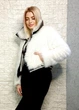 Шуба вкорочена з штучного хутра утеплена холофайбером біла Trendy.ing S-M 50-110 - зображення 3