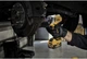 Гайковерт ударний акумуляторний безщітковий DeWALT DCF901P2 - зображення 6