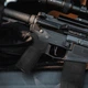 Рукоятка пистолетная Magpul MOE-K2 для AR15 / M4 (MAG522-BLK) - изображение 5