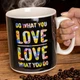 Велика керамічна кружка "Do what you love", 1 літр, Чорна (Кружка гігант) - зображення 1