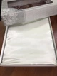 Атласное Белое Евро постельное белье и серебряные наволочки Moka Textile 200х220см - изображение 2