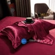 Атласное Бордовое двуспальное постельное белье Moka Textile 175х210см с простіней на резинке и 4 наволочки - изображение 5