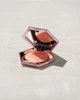 Хайлайтер для лица и тела Fenty Beauty Diamond Bomb All-Over Diamond Veil оттенок Rosé Rave 8г - изображение 2