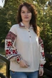 Женская вышиванка бежевого цвета S из льна с объемными рукавами и вышитым воротником - изображение 4