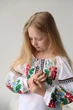 Вишиванка для дівчинки Piccolo Марічка Біла з барвистою вишивкою 100% бавовна | Розмір 122 - изображение 3