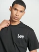 Футболка хлопковая длинная мужская Lee L231736 L Черная с принтом (8682344541900) - изображение 5