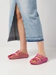 Женские шлепанцы для пляжа Crocs Classic Iridescent Glttr Sdl 2 Dgf 210971-6ZQ 37-38 (M5/W7) 23 см Dragon Fruit (198445121937) - изображение 2