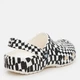 Женские кроксы Crocs Classic Warped Checker Clog Whi/Blk 211007-103 37-38 (M5/W7) 23 см White/Black (198445124266) - изображение 5