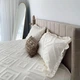 Покрывало Embrace Соул молочное с рюшами для двуспальной кровати 260х260 см 93524287 - изображение 7