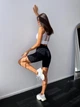Велосипедки женские Wake Up с Push Up и эффектной сеточкой под ягодицами Фитнес Спорт Йога Однотонные М Черные (4541M) - изображение 3