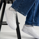 Жіночі кеди низькі Nike W Court Vision Lo Nn DH3158-101 40.5 (9US) Білі (195237032037) - зображення 2
