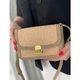 Сумка жіноча крос боді з еко шкіри David Jones 28059 бежева - зображення 1