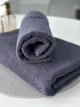 Банное махровое полотенце для сауны Ideal Textile 100х150 см графит двухнитка 450 г/м2 - изображение 7